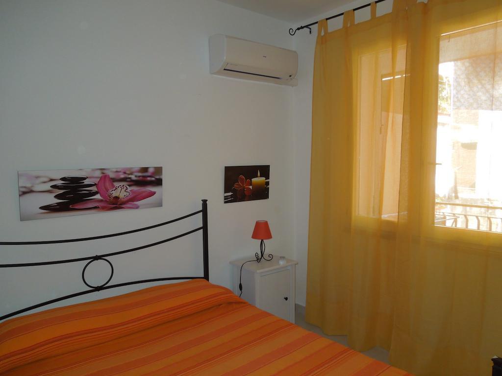 Icaro Apartamento Letojanni Quarto foto
