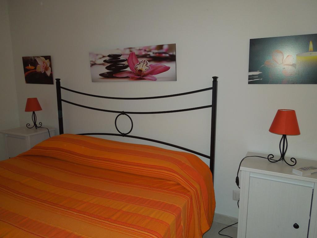 Icaro Apartamento Letojanni Quarto foto