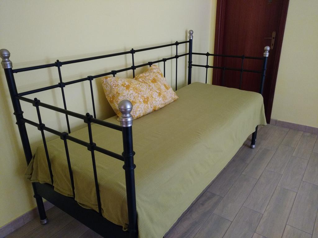 Icaro Apartamento Letojanni Exterior foto