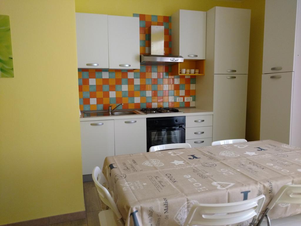 Icaro Apartamento Letojanni Exterior foto